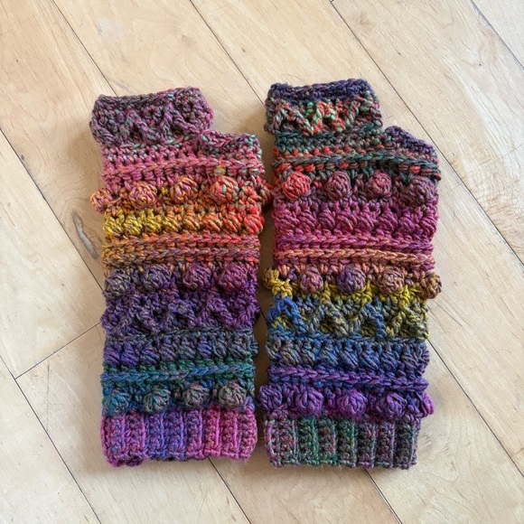 Handmade Crochet Fable Fingerless Gloves Blue Purple Green Yellow Orange OSFM - Picture 4 of 4